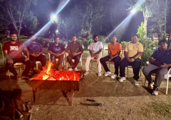 Family & Friends Gatherings Family & Friends Gatherings